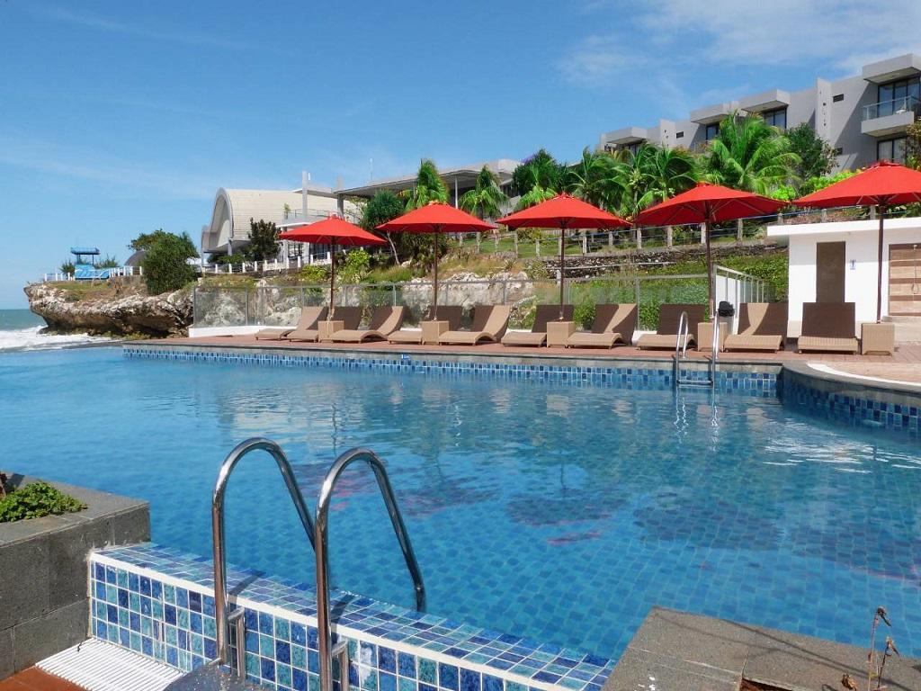 Tanjung Kodok Beach Resort Paciran Luaran gambar
