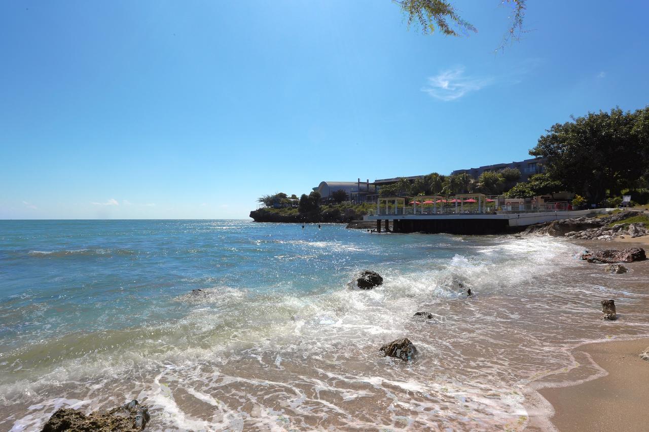 Tanjung Kodok Beach Resort Paciran Luaran gambar